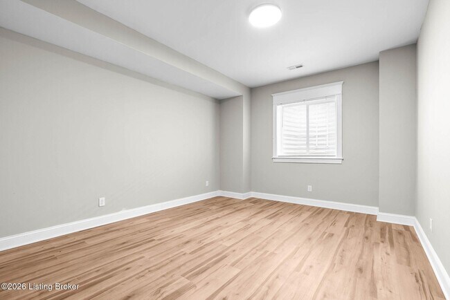 Building Photo - 6204 Moonseed St