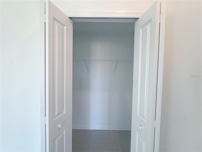 Building Photo - 2362 McKinley Dr