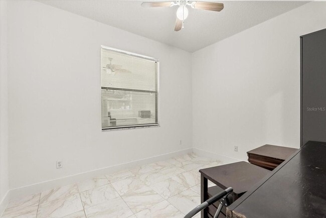 Building Photo - 871 Blairmont Ln