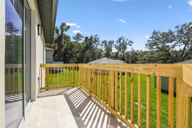 Building Photo - 145 N Orange Ave