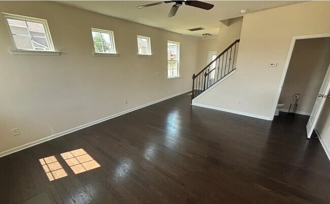 Building Photo - 1734 Trentwood Dr