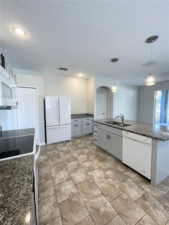 Building Photo - 3009 Clover Blossom Cir