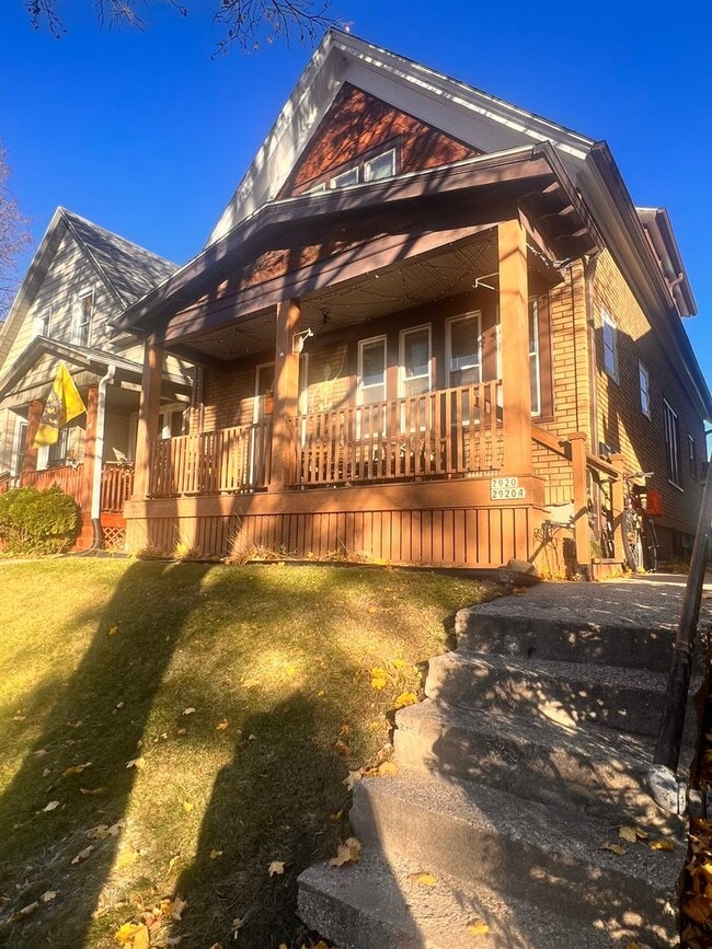 Building Photo - Charming 3-Bedroom in the Heart of Riverwest