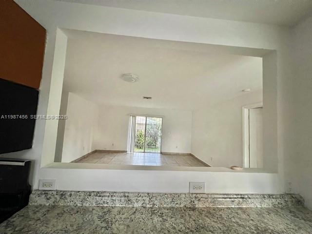 Building Photo - 2746 Johnson St