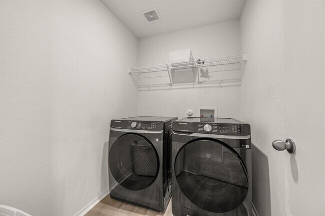 Building Photo - 1189 Shadow Creek Blvd