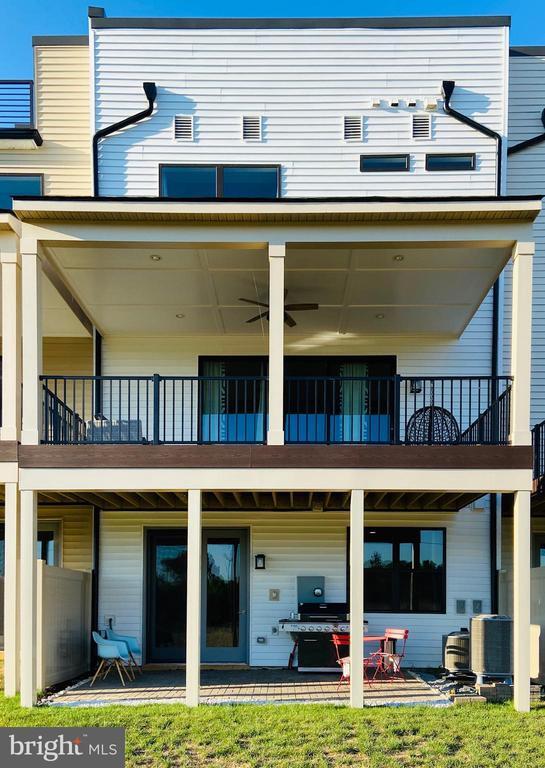 Building Photo - 23603 Hopewell Manor Terrace