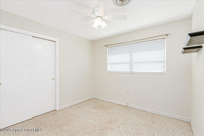 Building Photo - 309 Gemini Dr