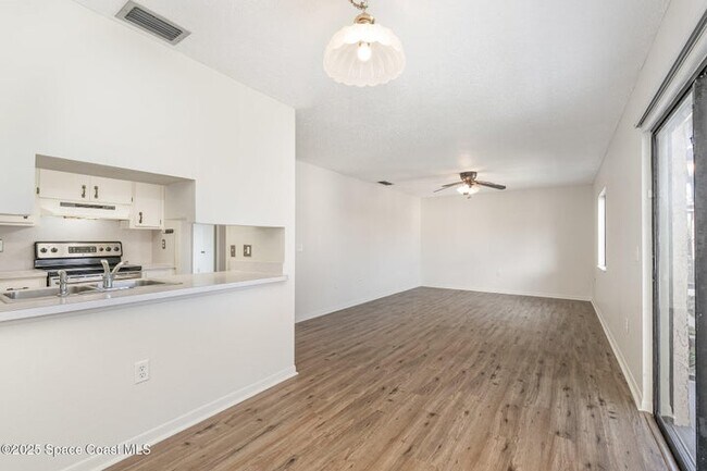 Building Photo - 228 San Paulo Cir