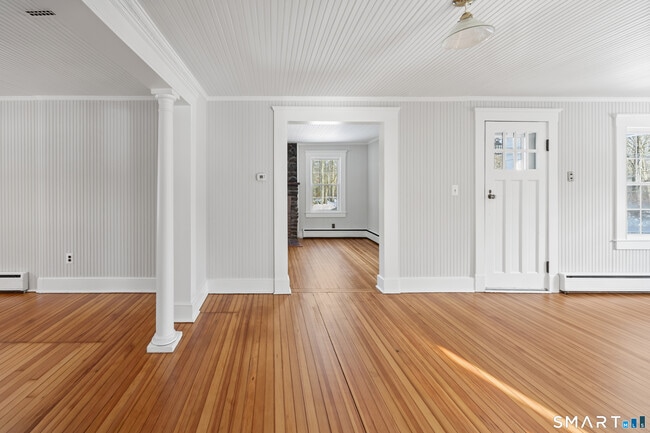 Building Photo - 353 Mt Sanford Rd