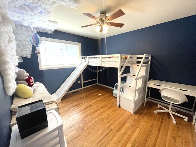 Building Photo - 134 Kilgore St