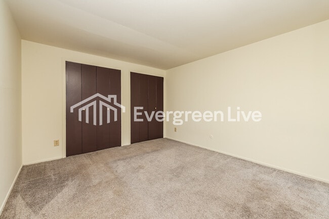 Building Photo - 5610 Troy Villa Blvd