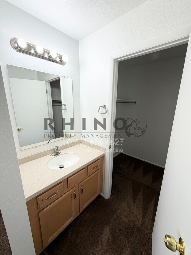 Building Photo - 6 N Hwy 89