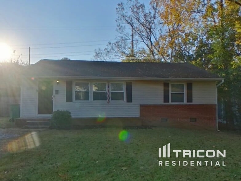 Primary Photo - 3309 Anson St