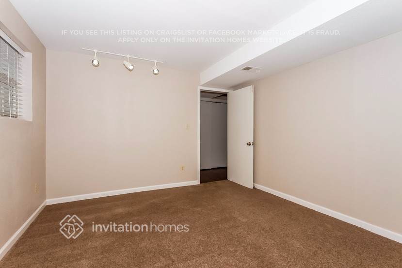 Building Photo - 17964 E Utah Pl