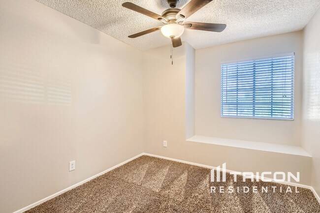 Building Photo - 5072 W Boston Way S