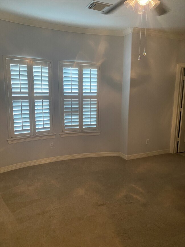 Building Photo - 1421 Bremond St