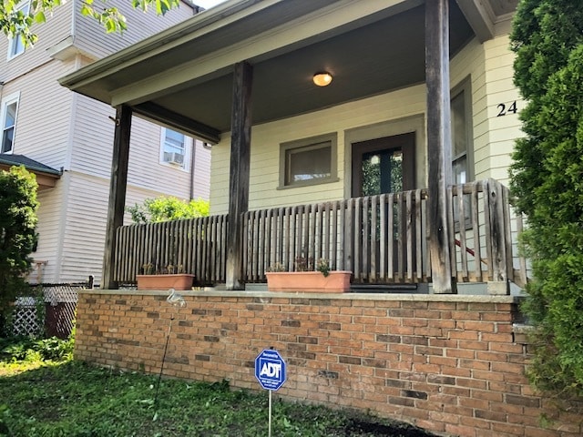 Building Photo - 24 Huxley Ave