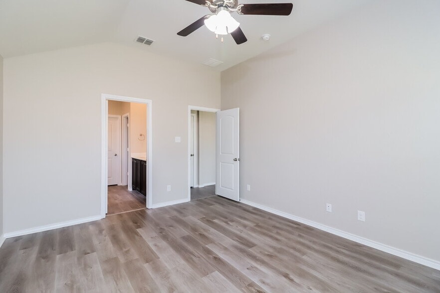 Building Photo - 11804 Castleford Way