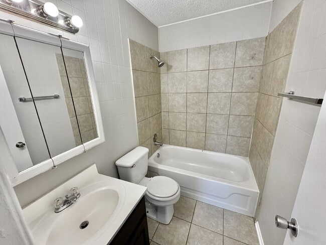 Building Photo - 6368 Leamont Dr