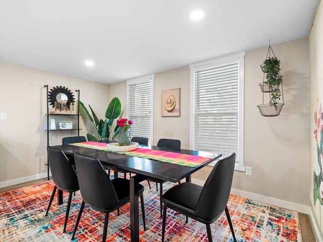 Building Photo - 5602 Tillman Ave