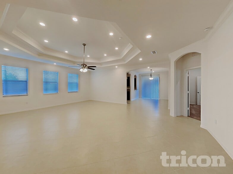 Building Photo - 1660 Luft Ln