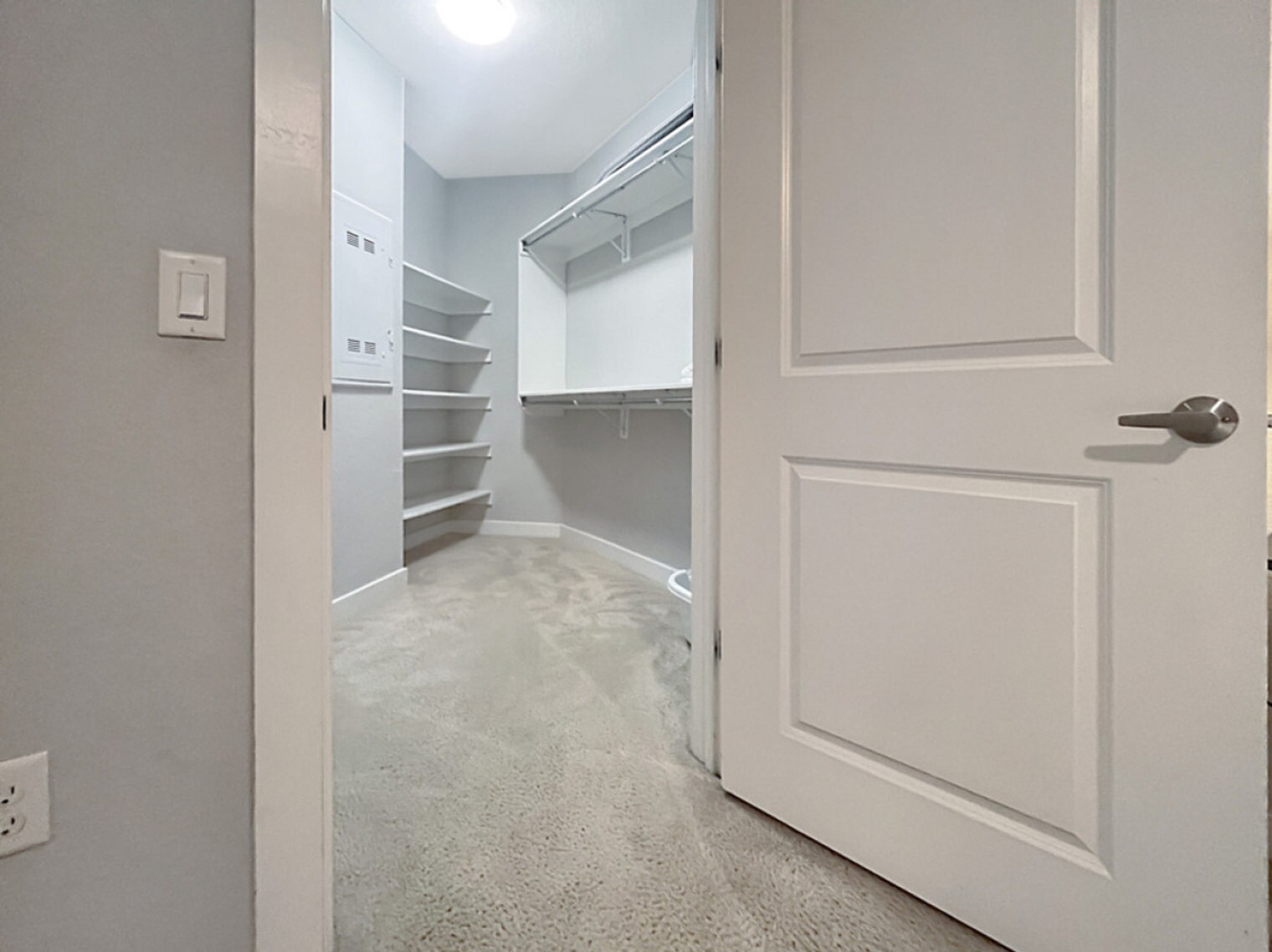 Building Photo - 2615 N Grady Ave