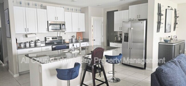 Building Photo - 1443 Tahitian Sunrise Dr