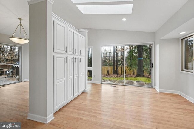 Building Photo - 7700 Hamilton Spring Rd