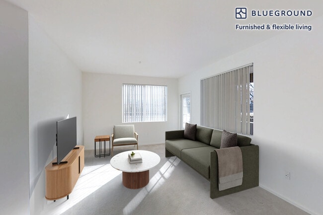 Building Photo - 3200 Rubino Dr