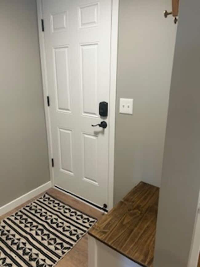 Building Photo - Adorable Fully Remodeled Home in Prime Loc...