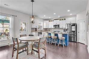 Building Photo - 704 Woodbridge Dr