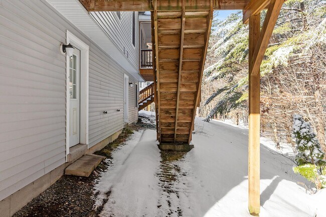 Building Photo - 50 Hadleigh Rd