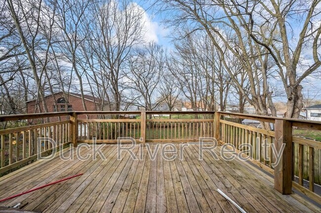 Building Photo - 317 E 17th St