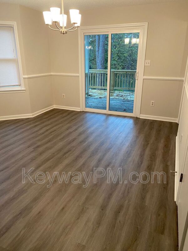 Building Photo - 212 Waters Way