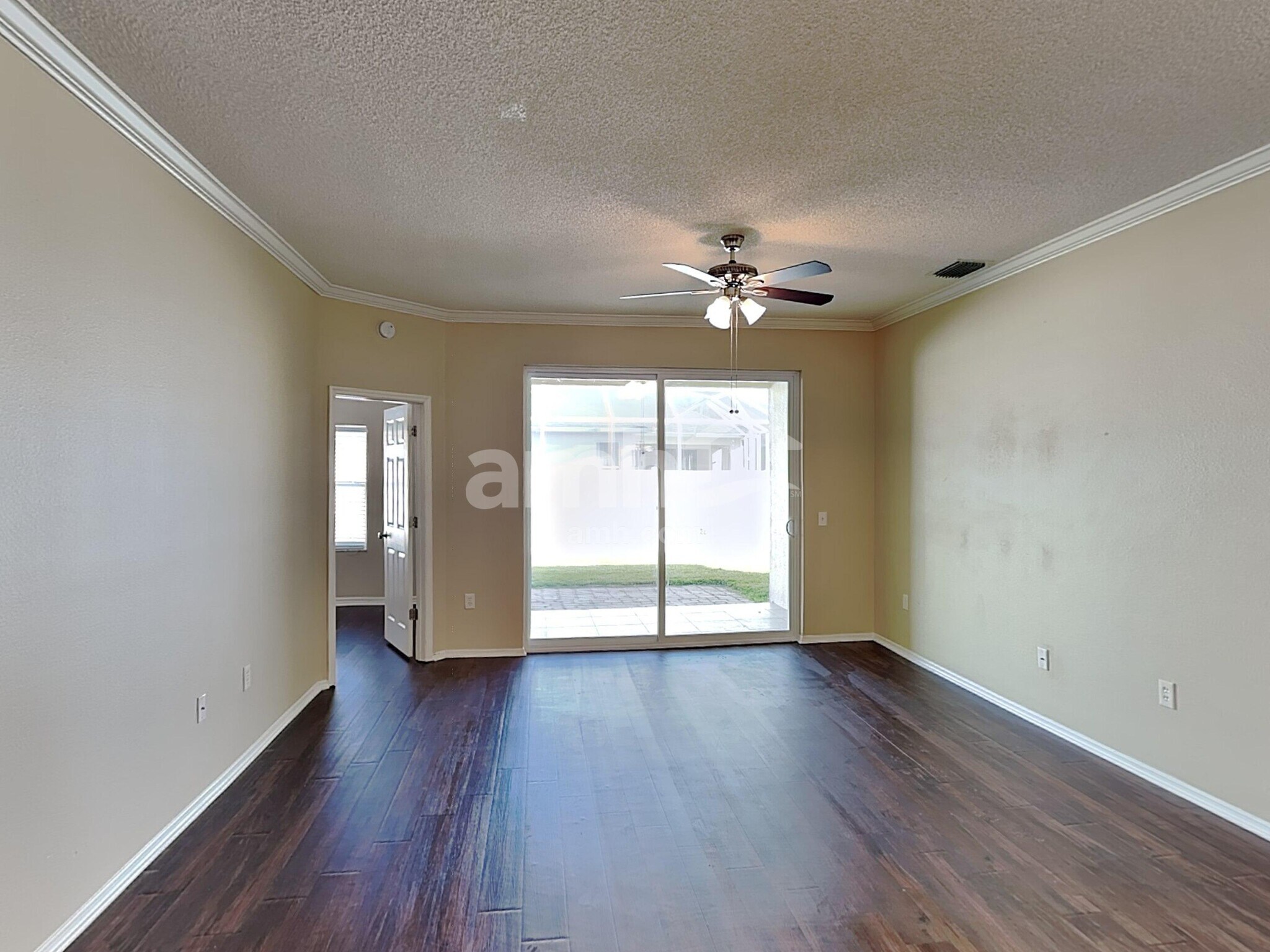 Building Photo - 823 Springwood Cir