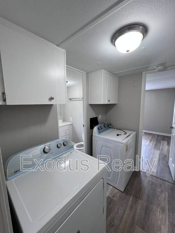 Building Photo - 39 Quiet Country Ln