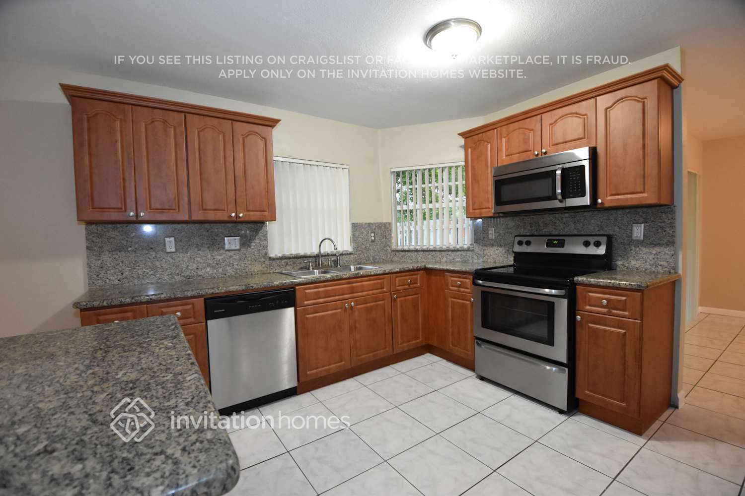 Building Photo - 15813 SW 79th St