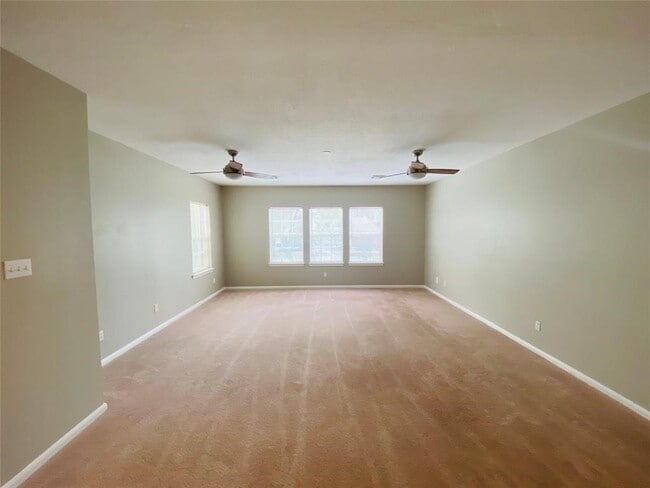 Building Photo - 71 Wick Willow Dr