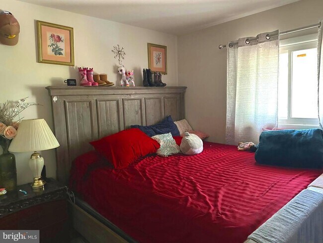 Building Photo - 1338 Springtide Pl