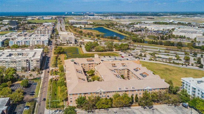 Building Photo - 4221 W Spruce St