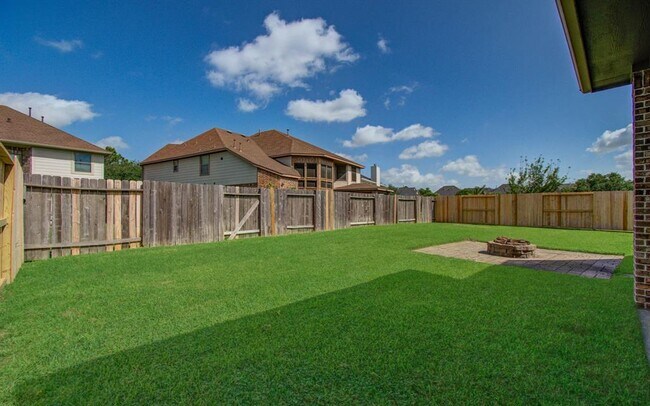 Building Photo - 13719 Kingston River Ln