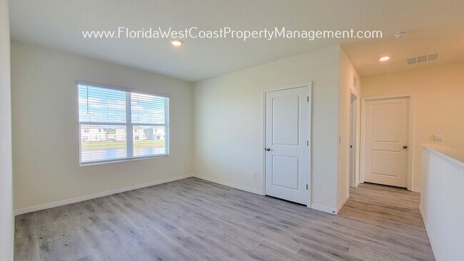 Building Photo - 5680 Woodland Sage Dr
