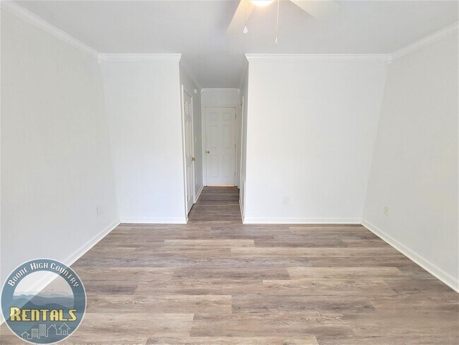 Building Photo - 186 Grandfather Farms Rd