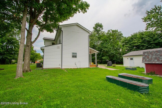 Building Photo - 6209 Applegate Ln