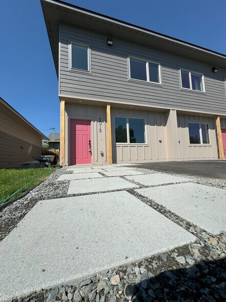 Primary Photo - 801 N 16th Ave