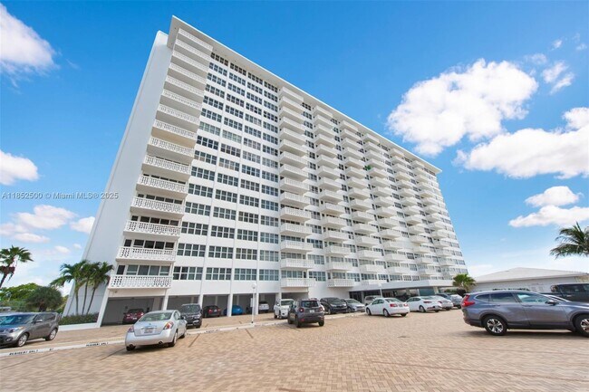 Building Photo - 4010 Galt Ocean Dr