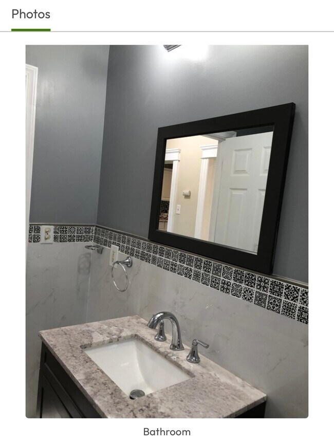 Building Photo - 430 Littleton Rd