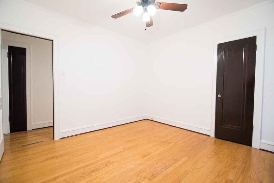 Building Photo - 4048 W Patterson Ave