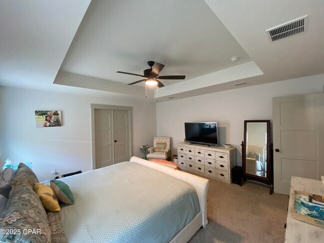 Building Photo - 3784 Redbud Wy