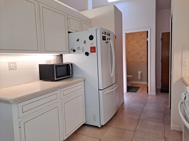 Building Photo - BEACHSIDE NSB FURNISHED RENTAL AVAILABLE M...